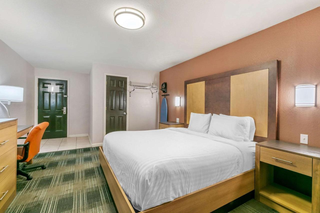 Rodeway Inn Memphis Buitenkant foto