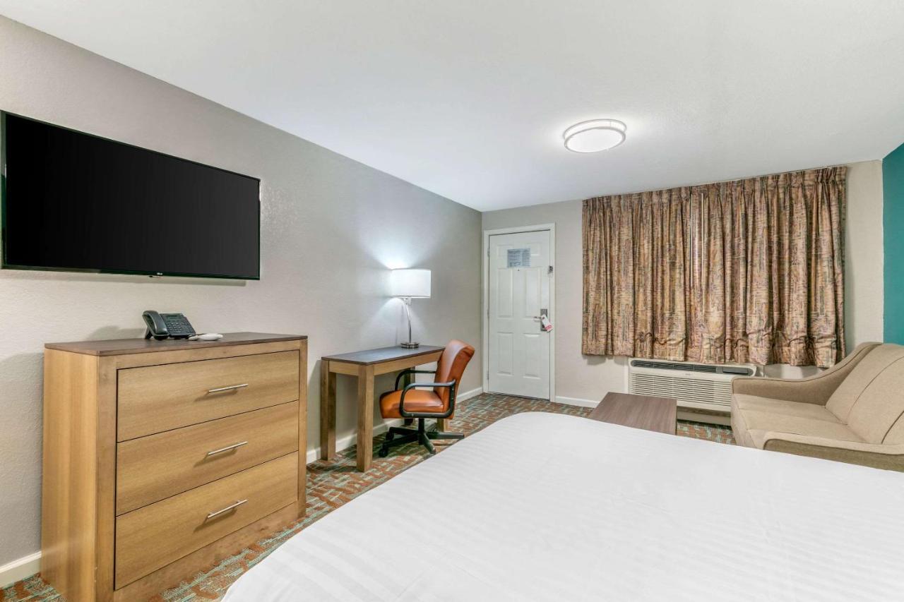 Rodeway Inn Memphis Buitenkant foto
