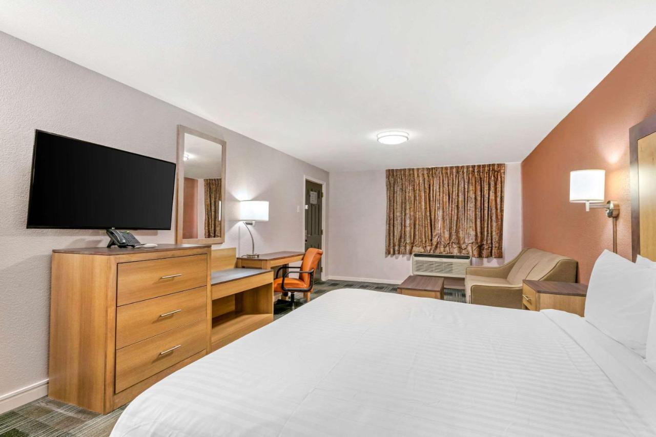 Rodeway Inn Memphis Buitenkant foto